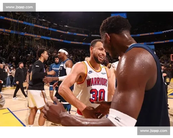 勇士三巨头:健康即统治力,能击败任何对手 勇士三巨头:健康即统治力,能击败任何对手