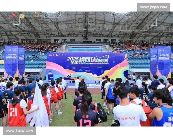 上财姐妹花：从学霸到棍网球国手的双面人生