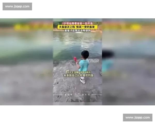 小孩哥单手擒大鱼!钓鱼佬:我的装备白升级了 小孩哥单手擒大鱼!钓鱼佬:我的装备白升级了