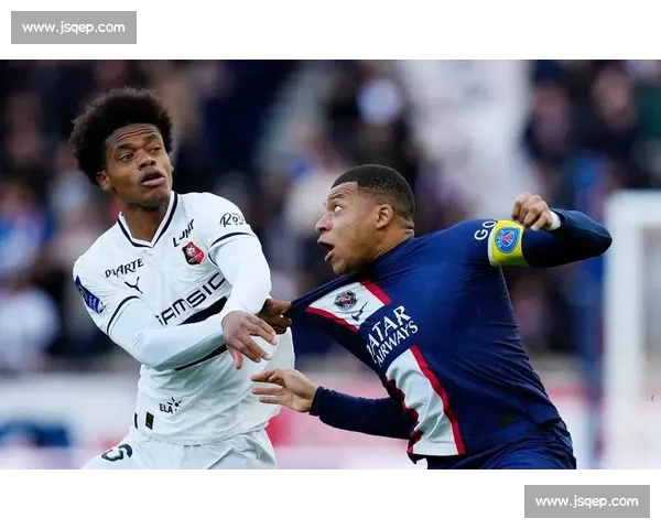 勒阿弗尔瞄准自由身边锋 基耶雷梅成边路补强首选